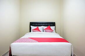 OYO Life 1149 Hotel Mustika