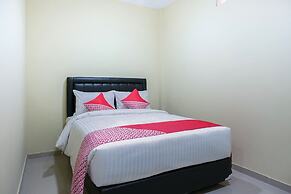 OYO Life 1149 Hotel Mustika