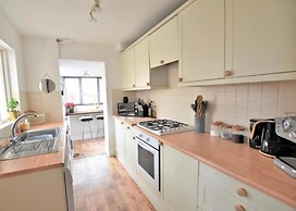 Stamford 2 Bed Terraced House Holiday Or Work