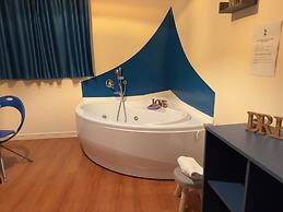 Bracco Rooms and Suites