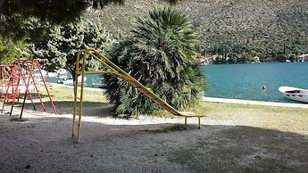 Maar Deluxe Ideal Next To Dubrovnik