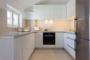 Maar Deluxe Ideal Next To Dubrovnik