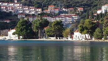 Maar Deluxe Ideal Next To Dubrovnik