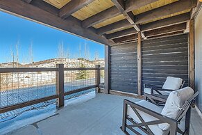 Ski Bunny Hideaway! Park City Escape! 3 Bedroom Townhouse by RedAwning