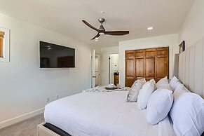 Ski Bunny Hideaway! Park City Escape! 3 Bedroom Townhouse by RedAwning
