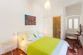 Dvori With Garden, Free Parking Next To Sea