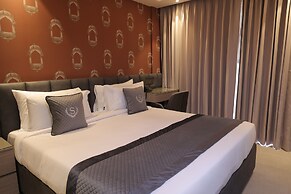 Stepstones Hotels and Inn