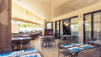 Chrispy Beach Resort