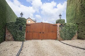 Stable Lodge Boutique B&B