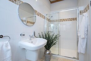 Stable Lodge Boutique B&B