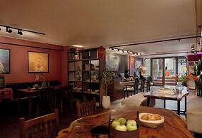 Asian Ruby Hotel & Apartment