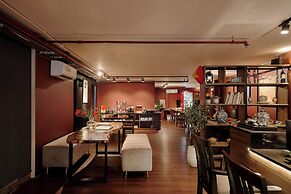 Asian Ruby Hotel & Apartment
