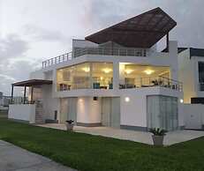 Vista Pacífico Condos