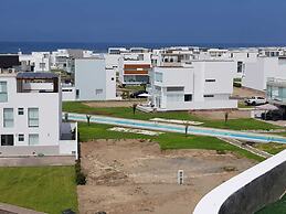 Vista Pacífico Condos