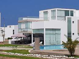 Vista Pacífico Condos