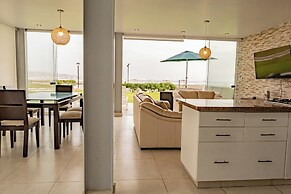 Vista Pacífico Condos