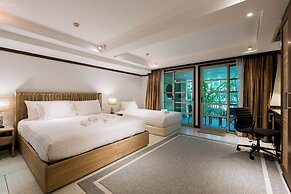 Katamanda Villa Aliya Jacuzzi Pool near Kata Beach