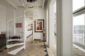 Old Jaffa Artistic Retreat by Sea N Rent