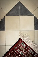 Old Jaffa Artistic Retreat by Sea N Rent