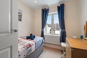 Park Place Court 2 - Close to Beach