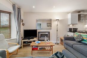 Park Place Court 2 - Close to Beach