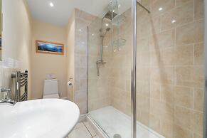 Park Place Court 2 - Close to Beach