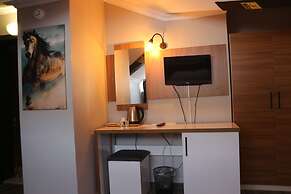 Lopera Beach Hotel