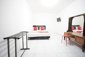 OYO 93682 Blessing's Kediri Homestay Syariah