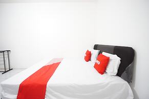 OYO 93682 Blessing's Kediri Homestay Syariah