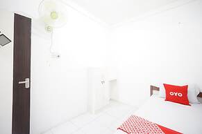 OYO 93682 Blessing's Kediri Homestay Syariah