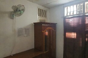 SPOT ON 93681 Qodri Homestay Syariah