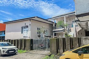 OYO 93683 Kost Naura