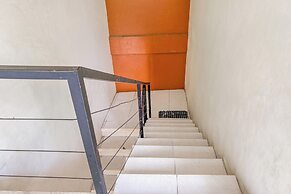 OYO 93683 Kost Naura