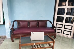 OYO Life 93680 Kost Losawi Syariah