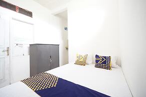 OYO Life 93680 Kost Losawi Syariah