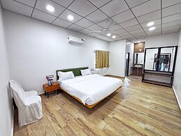 Unique Resort And Restaurant