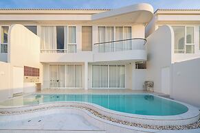 Aadhitiya Private Pool Villas