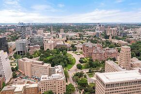 GLOBALSTAY. Burano Condos in Downtown Toronto
