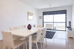 Netanya Family Apt & Balcony by FeelHome