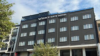 Smile Suite Hotel