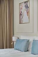 Floral Apartment Nyska by Renters