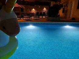 Luxury Apartment Ani