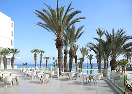 Blue Beach Golf and Spa