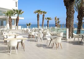 Blue Beach Golf and Spa