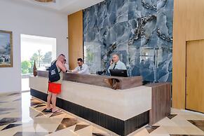 Blue Beach Golf and Spa