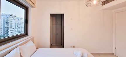 Condo & Pool in New North by FeelHome