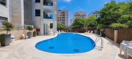Condo & Pool in New North by FeelHome