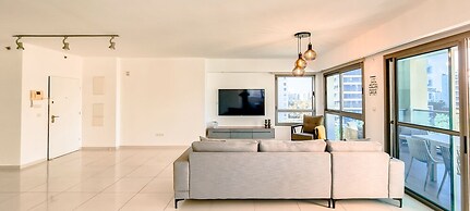 Condo & Pool in New North by FeelHome