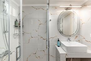 Sunflower by halu. Apartments