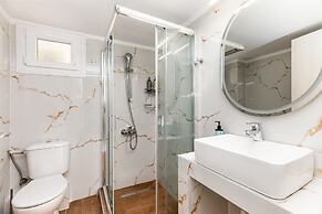 Sunflower by halu. Apartments